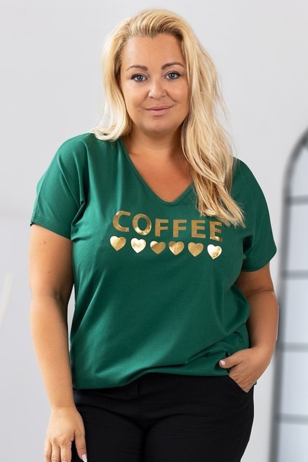 T-shirt damski plus size w kolorze zielonym złoty nadruk coffee serduszka DOMI