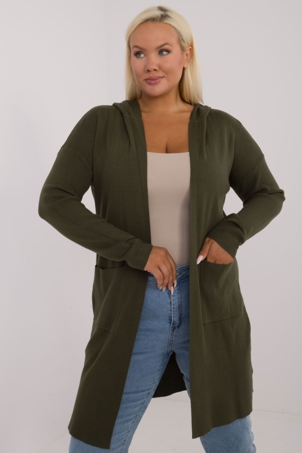 Lekki sweter kardigan plus size w kolorze khaki kieszenie kaptur Rozalia 3