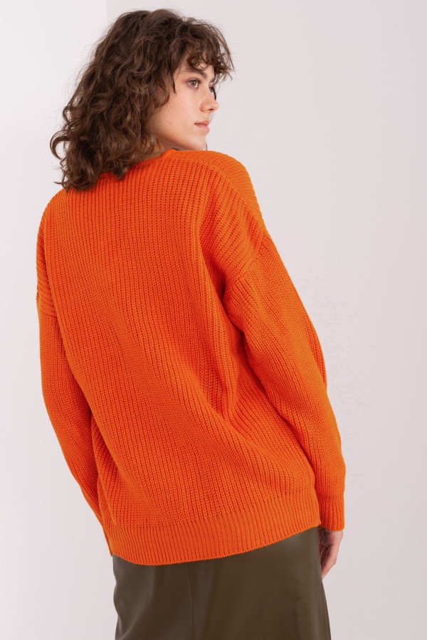 Sweter damski w kolorze pomarańczowym dekolt w serek V Adina 3
