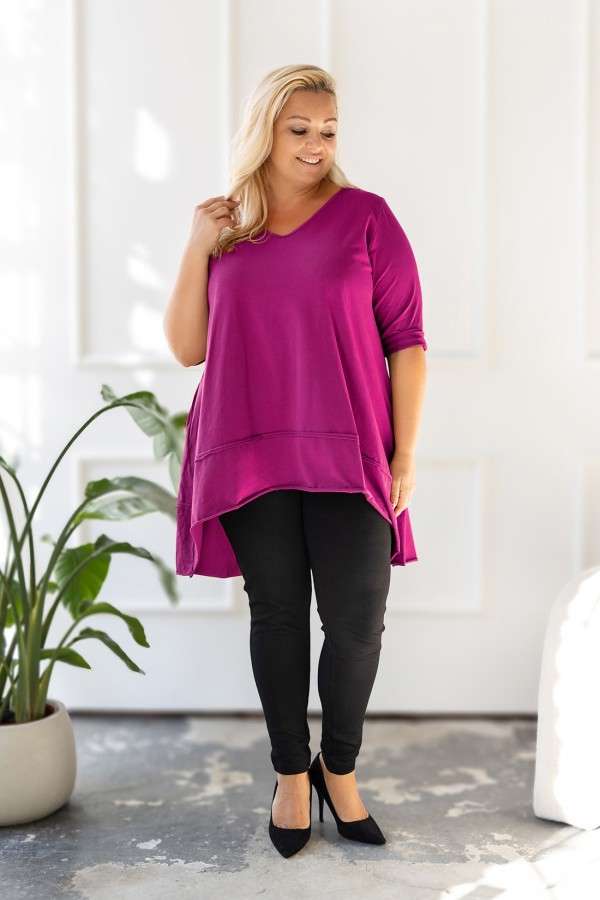 Asymetryczna tunika damska plus size w kolorze magenta z kieszeniami Nela 1