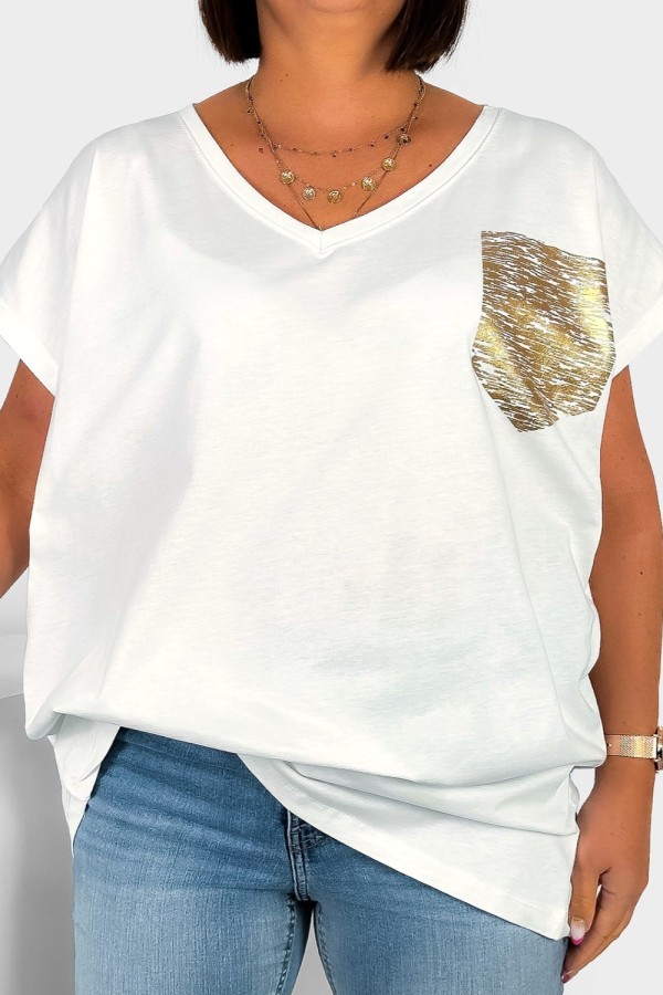 T-shirt damski plus size ecru nietoperz dekolt w serek V-neck złota kieszeń pocket