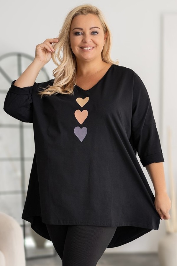 Tunika plus size w kolorze czarnym oversize dekolt V serca hearts Zoja