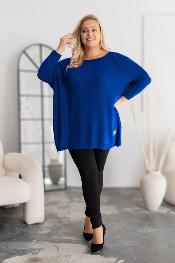 MEGA oversize sweter damski w kolorze kobaltowym ażur naszywka SHAPE 1