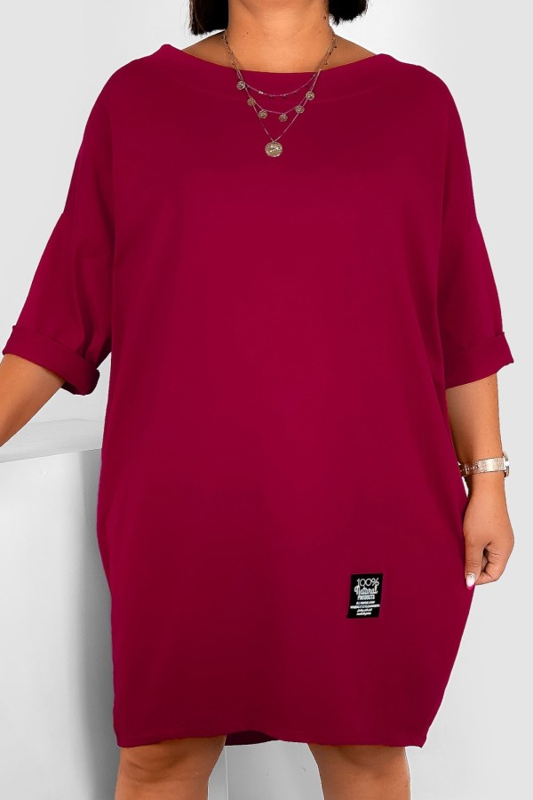 Sukienka plus size w kolorze burgundowym z rękawem 3/4 naszywka MILAGROS