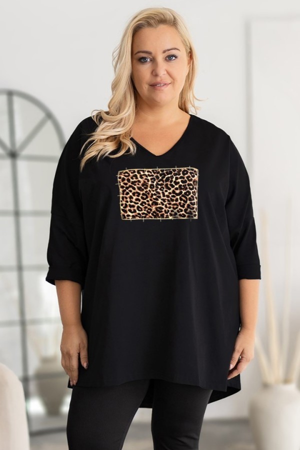 Tunika plus size w kolorze czarnym oversize dekolt V print zwierzęcy ramka MINNA