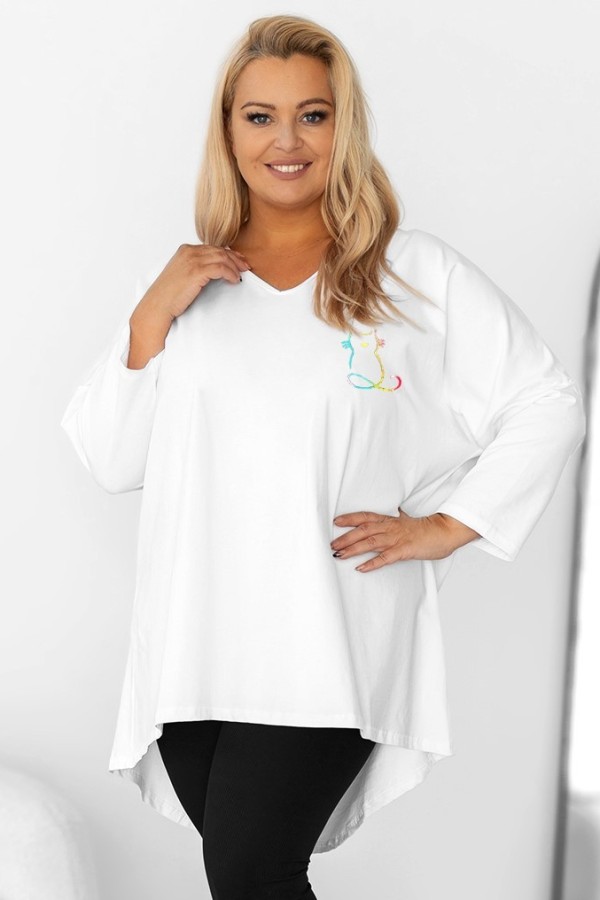 Tunika plus size w kolorze białym oversize dekolt V nadruk holo kot ABRIL 4