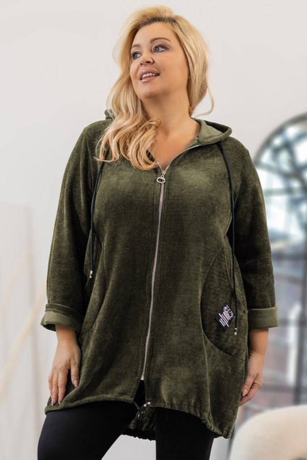 Bluza plus size w kolorze khaki z kapturem na zamek narzutka KATARINA 2