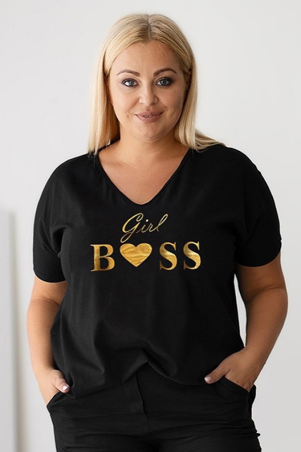 T-shirt damski plus size w kolorze czarnym dekolt V-neck złoty nadruk girl boss