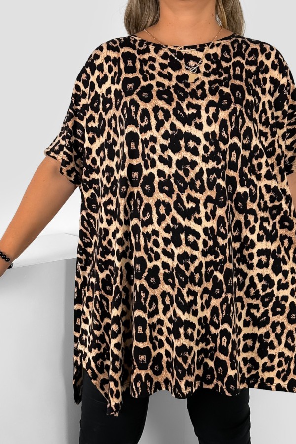 Bluzka tunika plus size krótki rękaw oversize rozcięcia wzór cętki 1