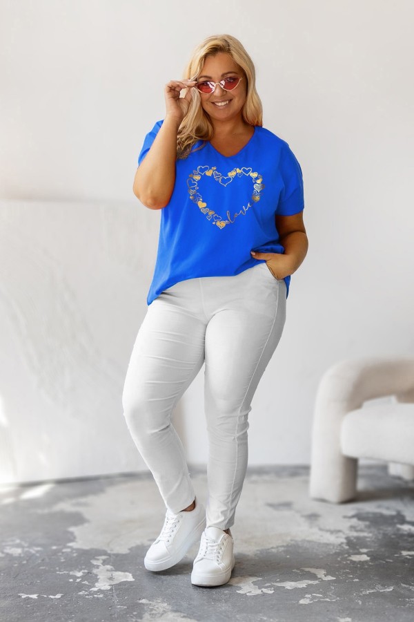 Bluzka damska T-shirt plus size w kolorze niebieskim złoty nadruk serduszka hearts 2