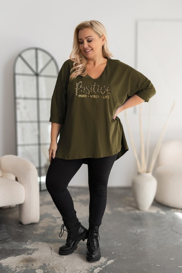 Tunika plus size w kolorze khaki oversize dekolt V napisy positive ASTER 4