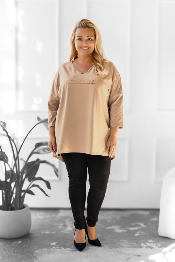 Tunika damska plus size w kolorze beżowym oversize złoty nadruk shine your light AIRA 1