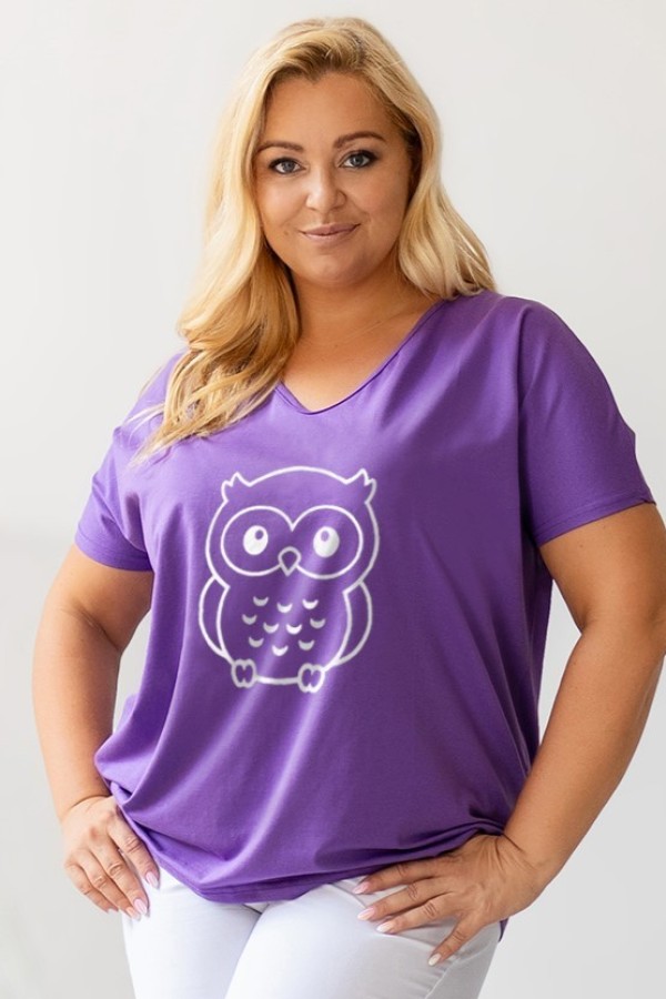 T-shirt damski plus size w kolorze jagodowym dekolt w serek V-neck nadruk sowa owl ALLA