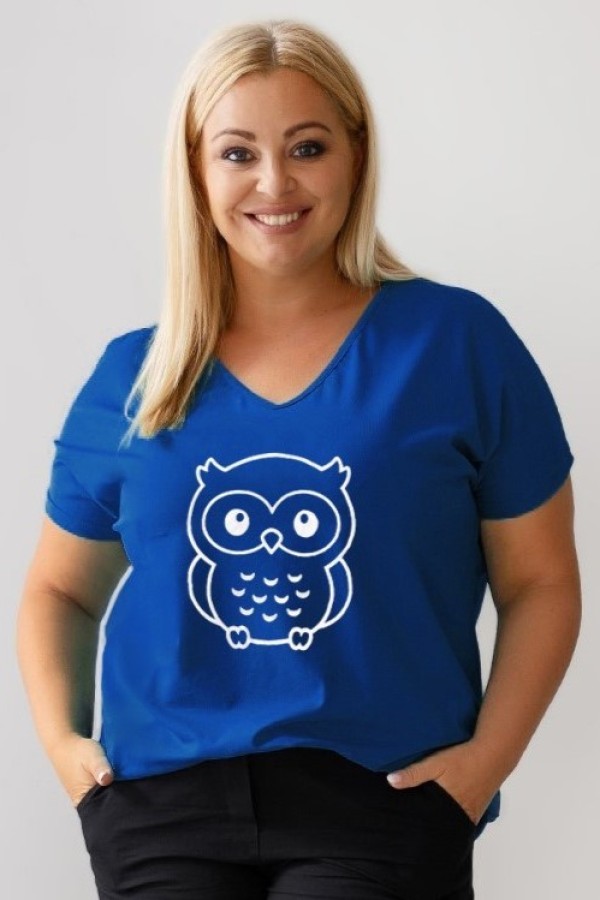 T-shirt damski plus size w kolorze kobaltowym dekolt w serek V-neck nadruk sowa owl ALLA