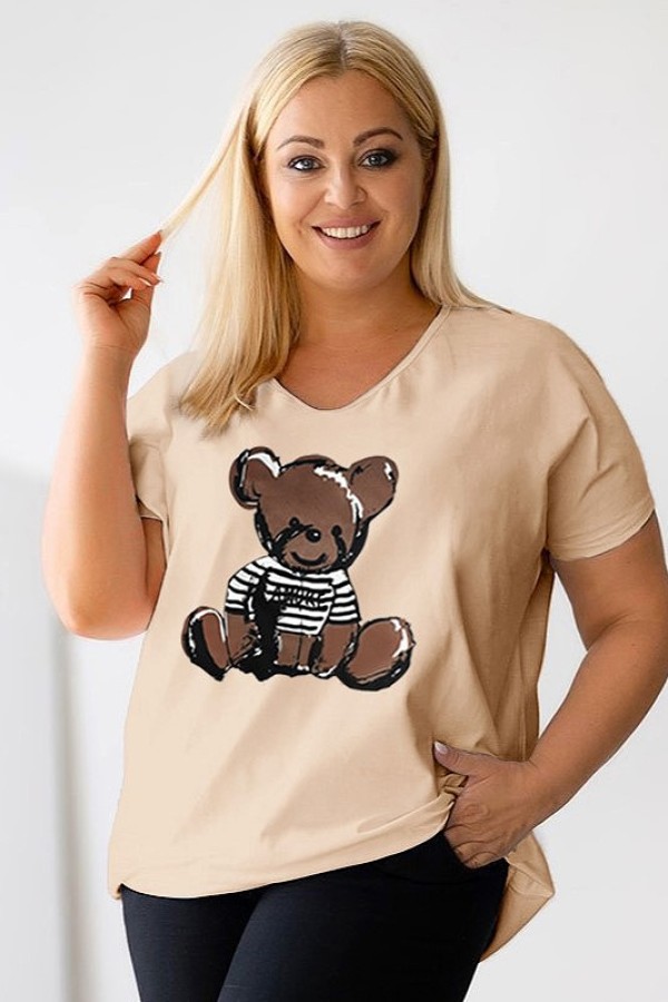 Bluzka damska T-shirt plus size w kolorze beżowym nadruk miś teddy