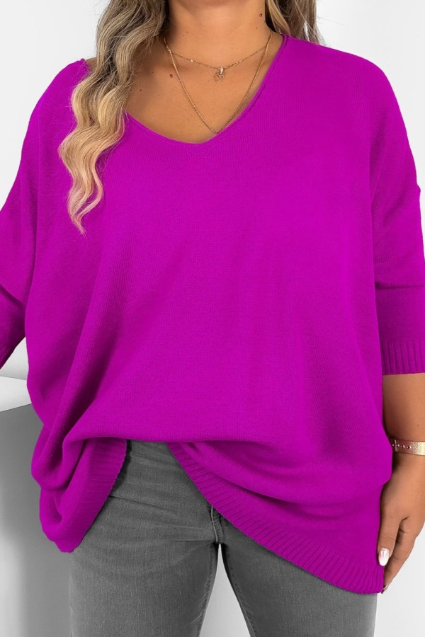 MEGA oversize sweter damski w kolorze magenta dekolt V DAFNE