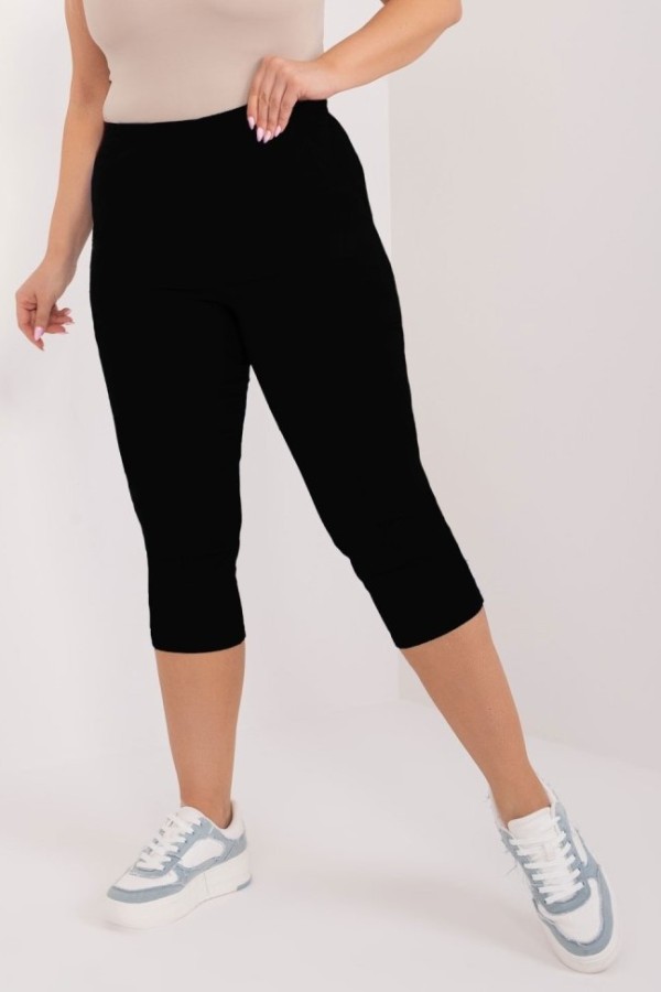 Legginsy plus size spodnie w kolorze czarnym za kolano 3/4 Suzie