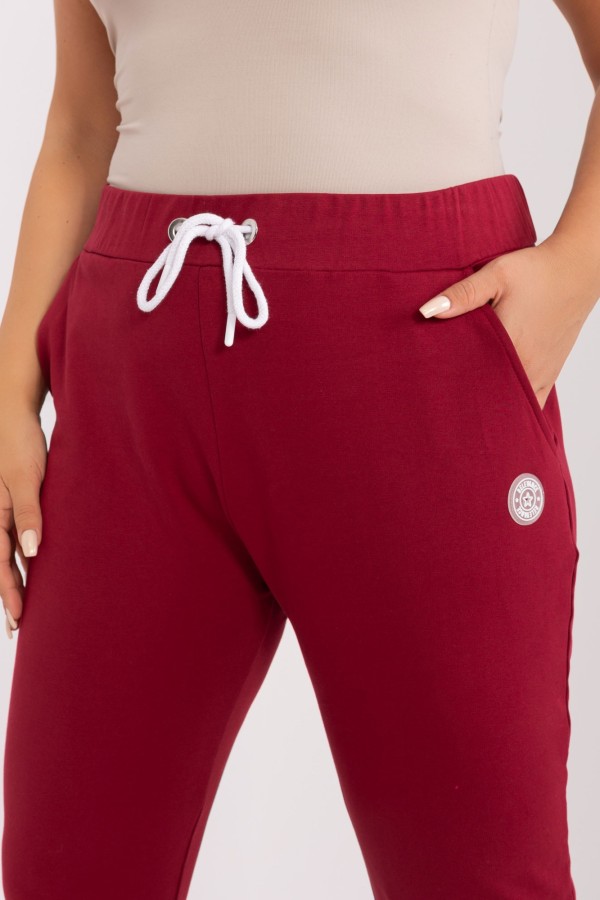 Spodnie dresowe damskie w kolorze bordowym plus size basic Rami 2