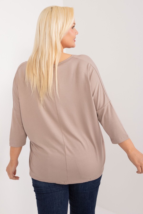 Bluzka damska plus size w kolorze ciemno beżowym oversize w serek Alita 3