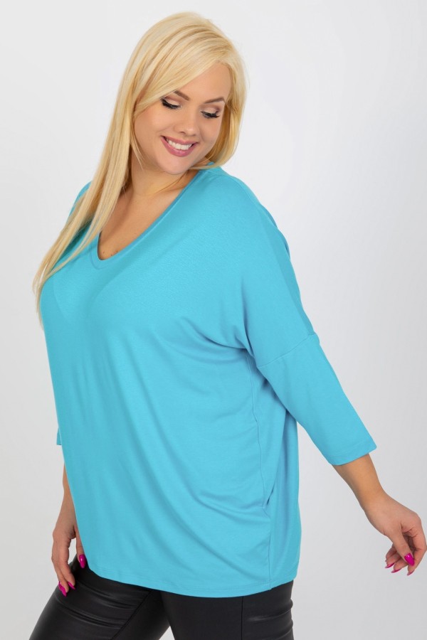 Bluzka damska plus size w kolorze niebieskim oversize w serek Alita