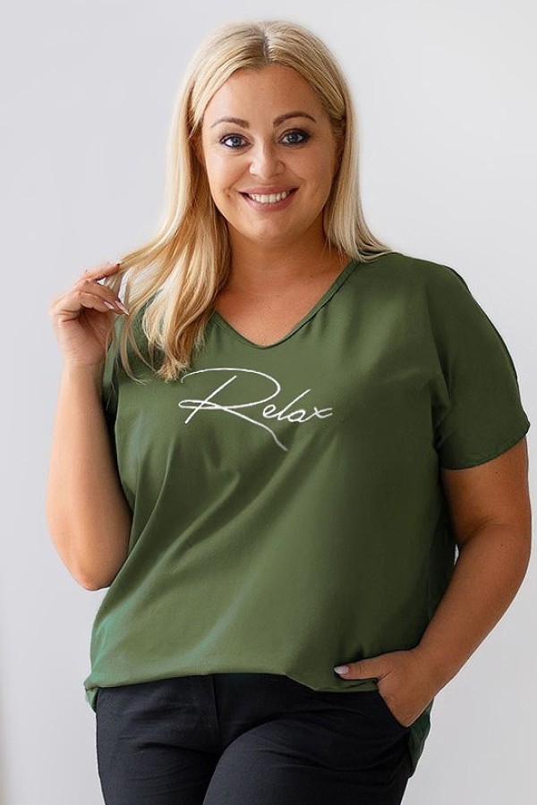 Bluzka damska T-shirt plus size w kolorze khaki nadruk napis Relax