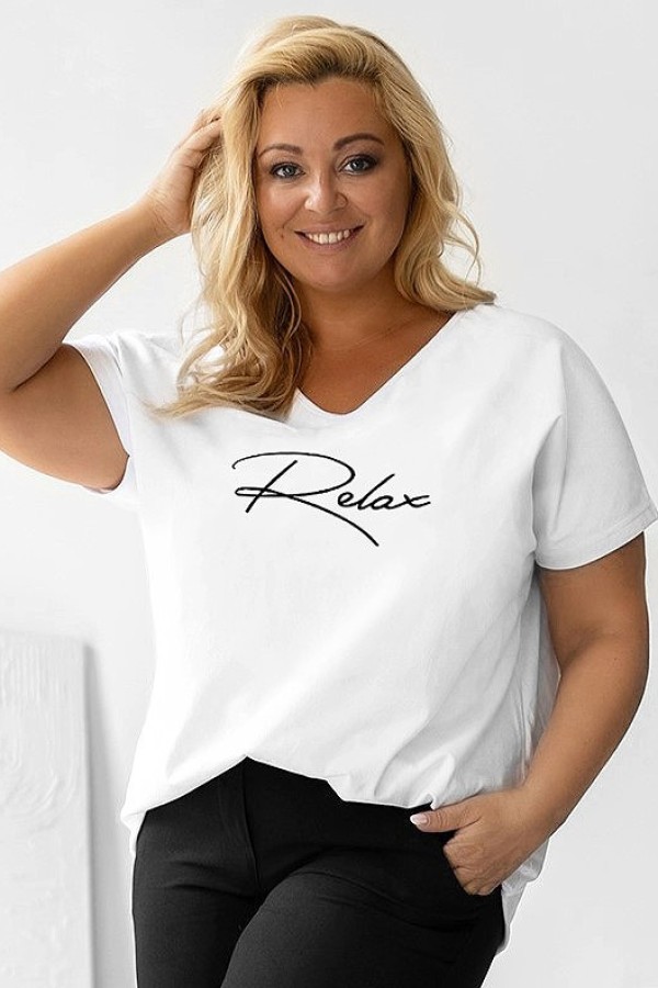 Bluzka damska T-shirt plus size w kolorze białym nadruk napis Relax