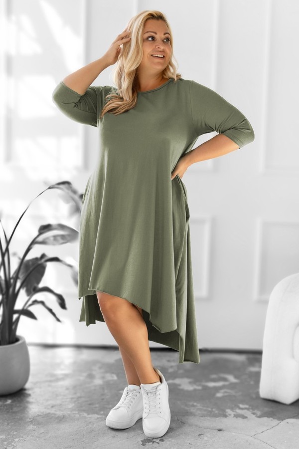 Asymetryczna sukienka plus size w kolorze khaki rękaw 3/4 długie boki kieszenie Anett