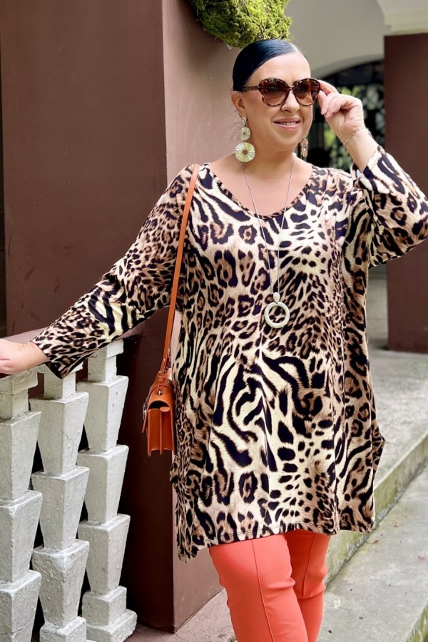 Tunika plus size rękaw 3/4 oversize rozcięcia wzór zwierzęcy MIRELLA 2