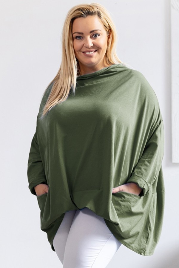 Mega oversize bluzka plus size w kolorze khaki zakładka dekolt woda kieszenie Crystal