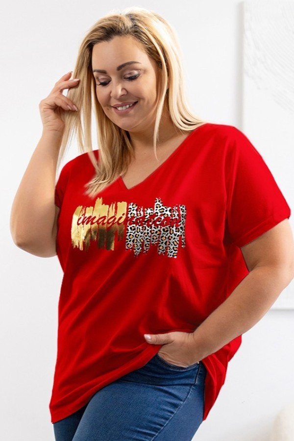 T-shirt damski plus size w kolorze czerwonym dekolt w serek złoto srebrny nadruk BELEN