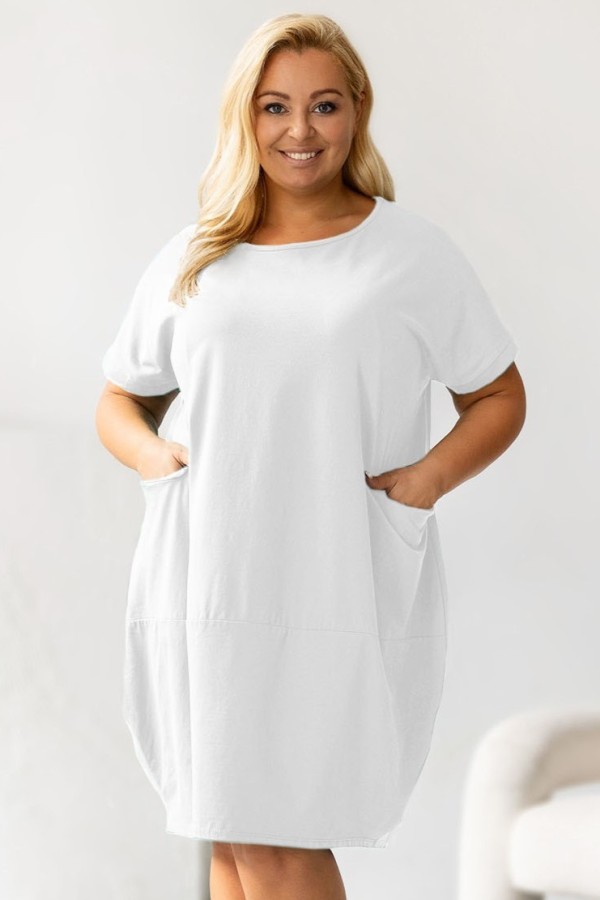 Bawełniana sukienka plus size w kolorze białym z kieszeniami przeszycie Miley 2