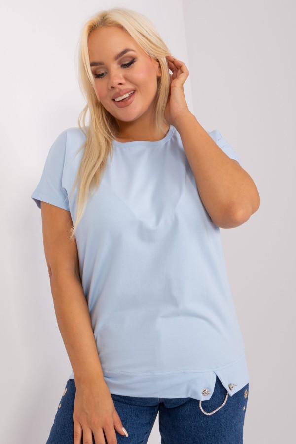 Bluzka damska plus size T-SHIRT w kolorze błękitnym rozcięcie ozdobny sznureczek Paige