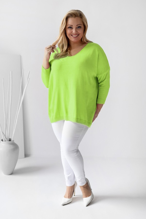 MEGA oversize sweter damski w kolorze limonkowym dekolt V DAFNE 1