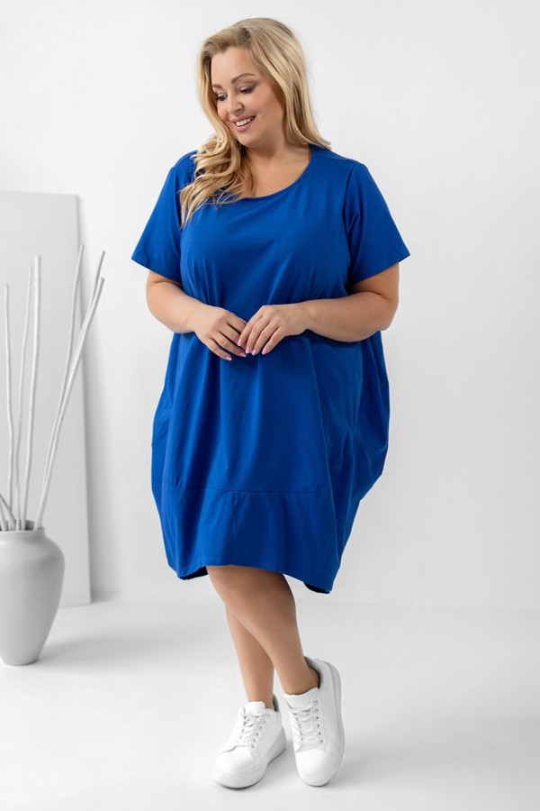 MEGA oversize sukienka plus size w kolorze chabrowym z przeszyciami dłuższy tył Rima 1