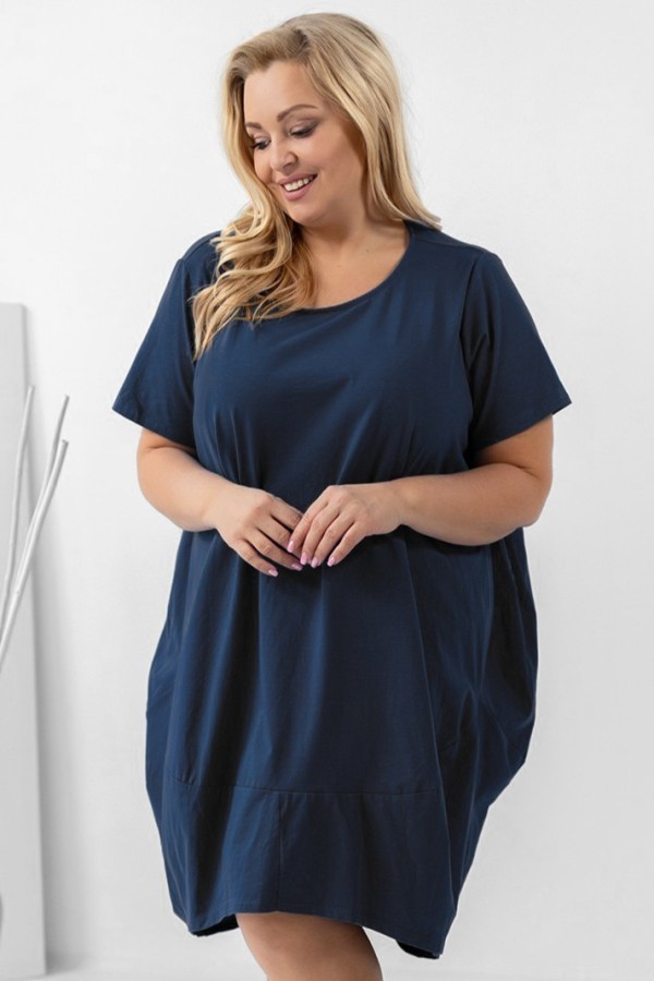 MEGA oversize sukienka plus size w kolorze granatowym z przeszyciami dłuższy tył Rima