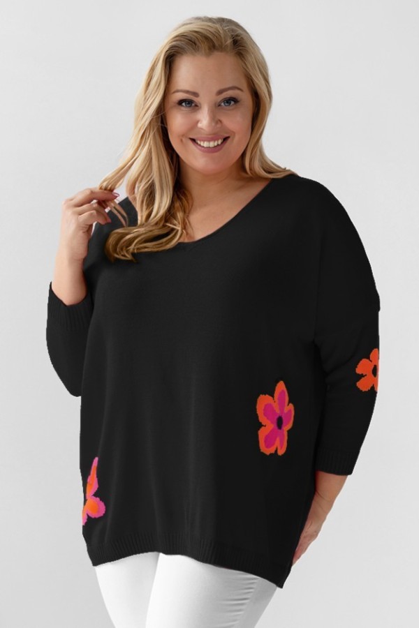 MEGA oversize sweter damski w kolorze czarnym kwiaty dekolt V TRISTA