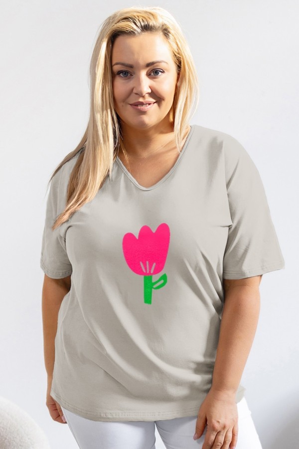 T-shirt damski plus size w kolorze szary beż dekolt w serek V-neck tulipan TULIP