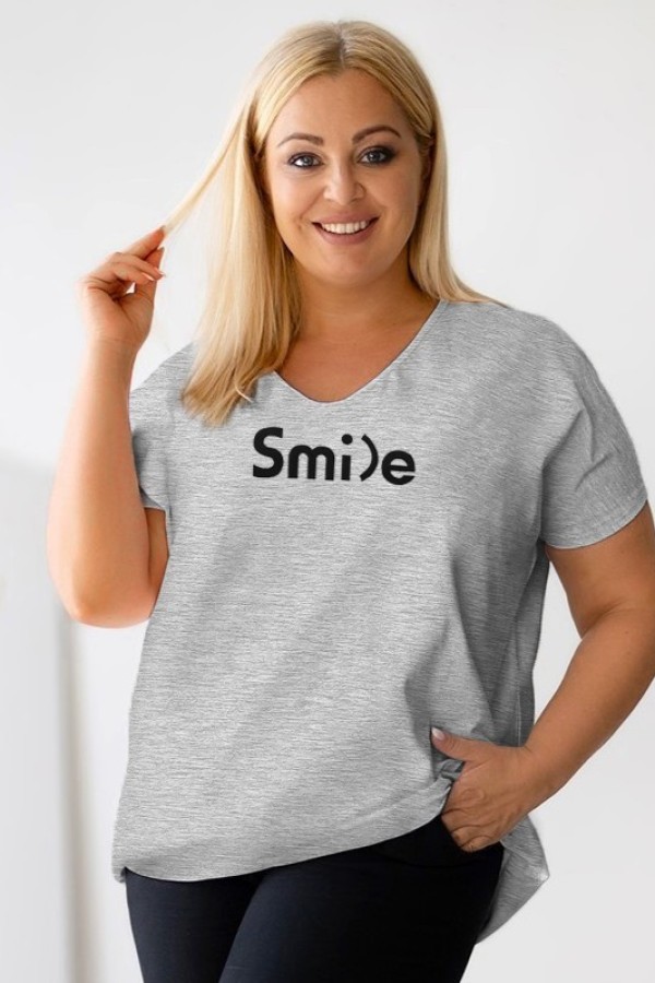 T-shirt damski plus size w kolorze szary melanż dekolt w serek V-neck napis SMILE