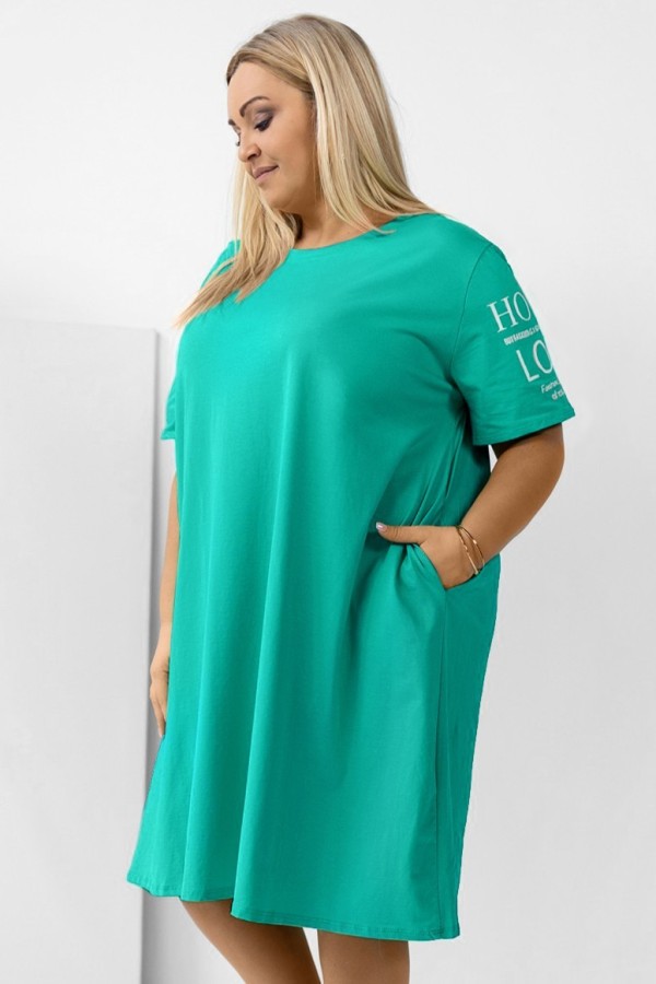 Sukienka T-shirtowa plus size w kolorze tiffany kieszenie napisy na rękawie LOPEZ 2