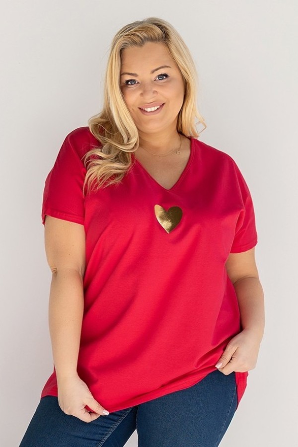 T-shirt damski plus size w kolorze malinowym dekolt w serek złoty nadruk serce HERIN 3