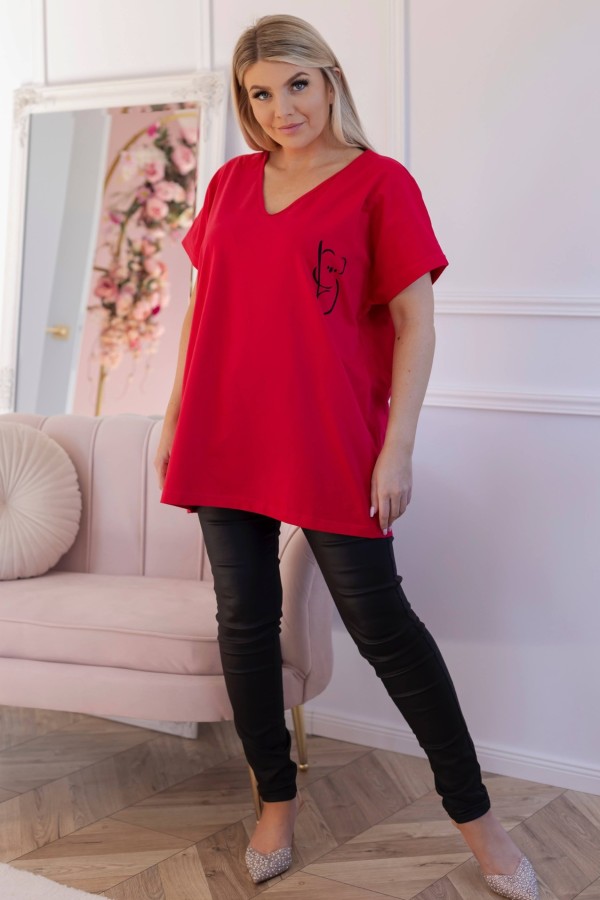 T-shirt damski plus size w kolorze malinowym dekolt w serek V-neck MIŚ koala 7