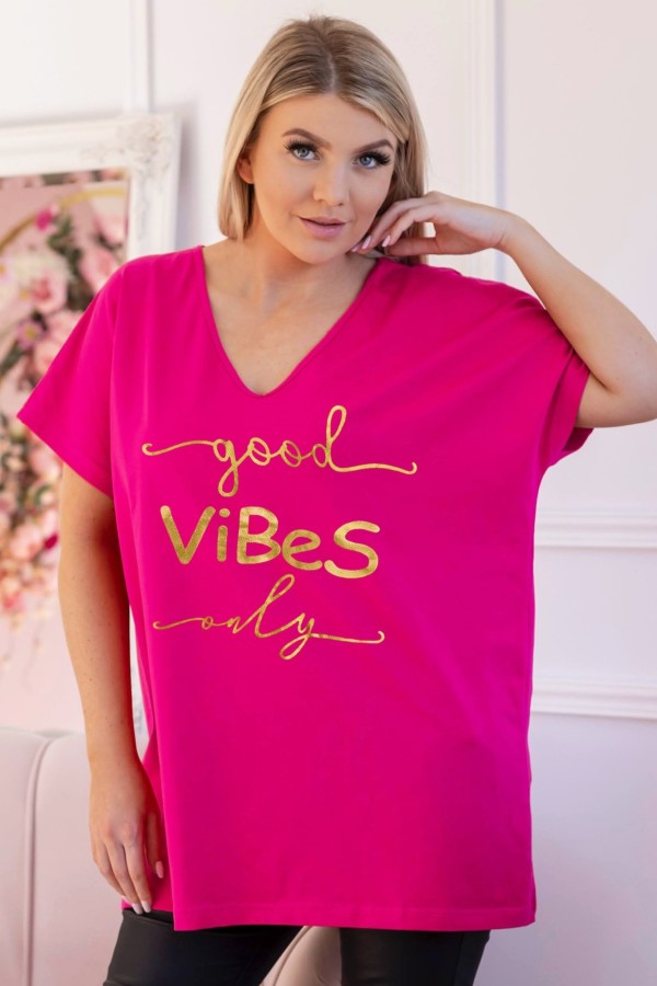 Bluzka damska T-shirt plus size w kolorze fuksji złoty napis Good vibes only 2