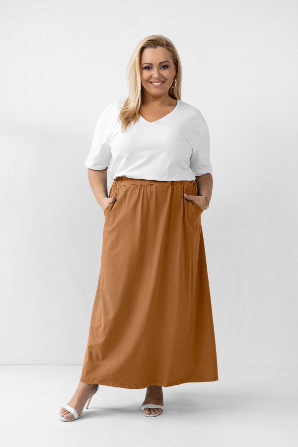 Długa spódnica plus size w kolorze karmelowym kieszenie VENUS 1