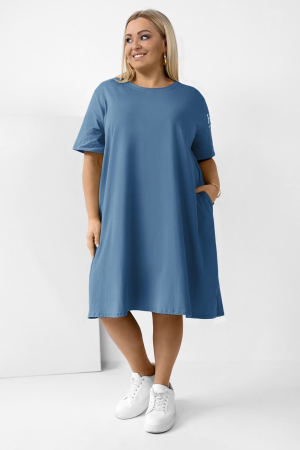 Sukienka T-shirtowa plus size w kolorze denim kieszenie napisy na rękawie LOPEZ 1