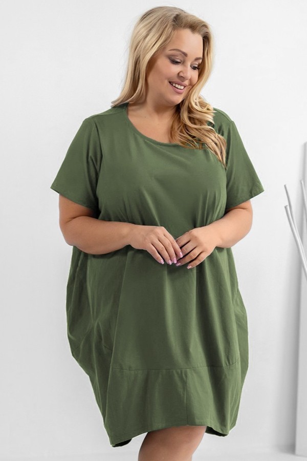 MEGA oversize sukienka plus size w kolorze khaki z przeszyciami dłuższy tył Rima 2