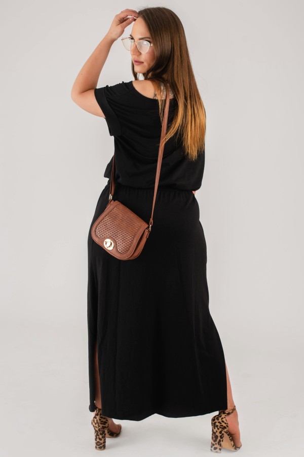 Długa sukienka plus size w kolorze czarnym z rozcięciami TATIANA 2