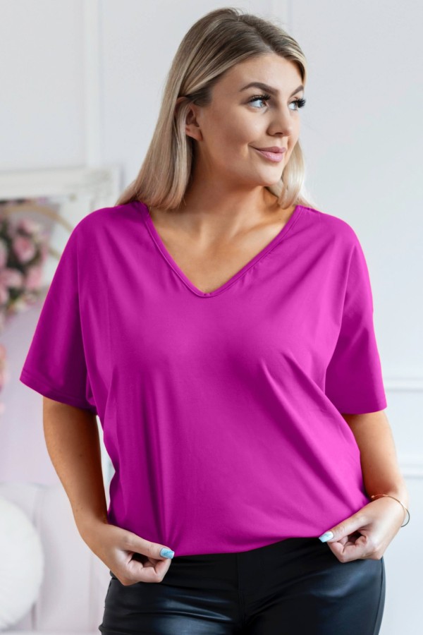 T-shirt damski plus size w kolorze magenta dekolt w serek FOXI 2